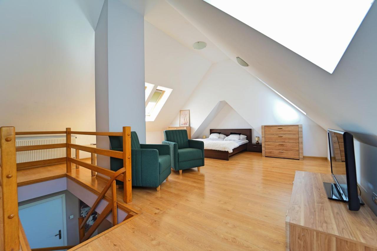 Apartamenty Everysky - Mysliwska カルパッチ エクステリア 写真